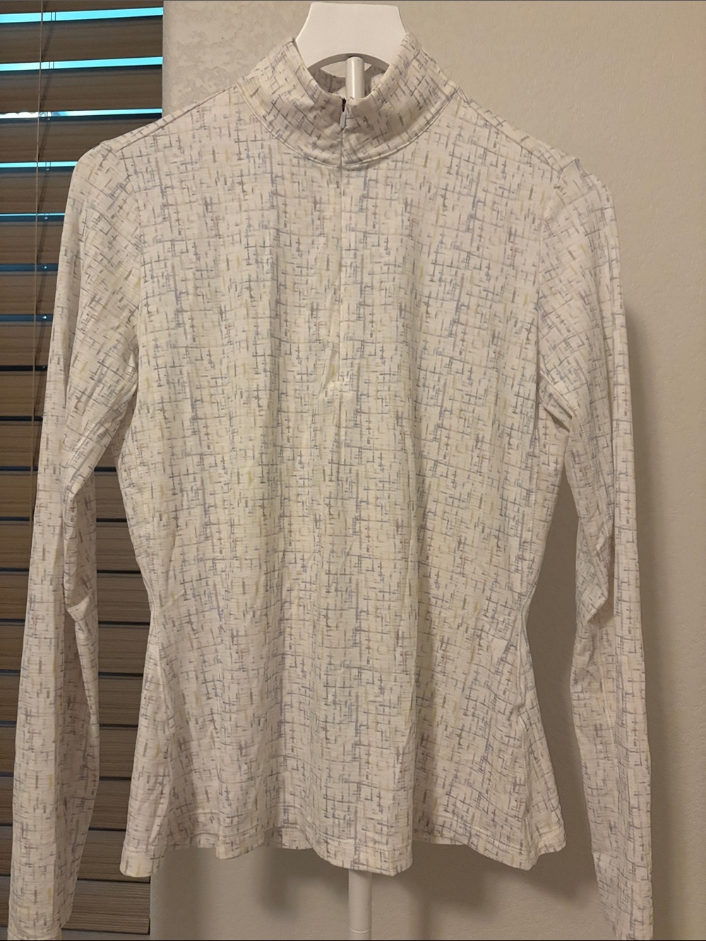 CAlia White Long-Sleeve Quarter-Zip workout  with Subtle Blue Pattern
